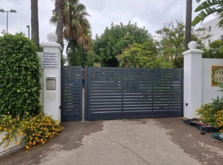 Fabuloso Y Amplio Duplex En Urb Jardines De Sotogrande Spain
